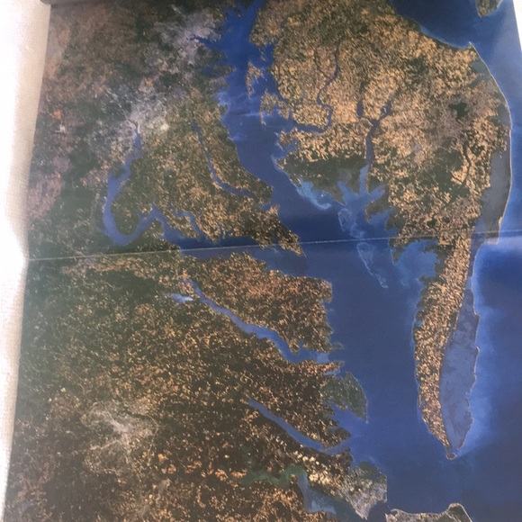 National Geographic Vol. 183 No. 6 June 1993 - Picture 6 of 16